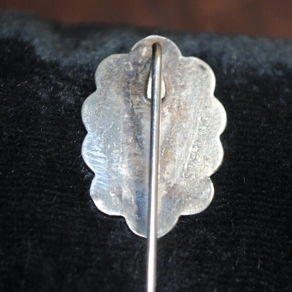 Vintage Sterling Silver Engraved Victorian Revival Stick / Scarf Pin - Picture 3 of 8